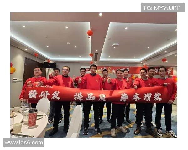 团结一心共筑梦想杭州排球队的协作精神与团队力量探讨